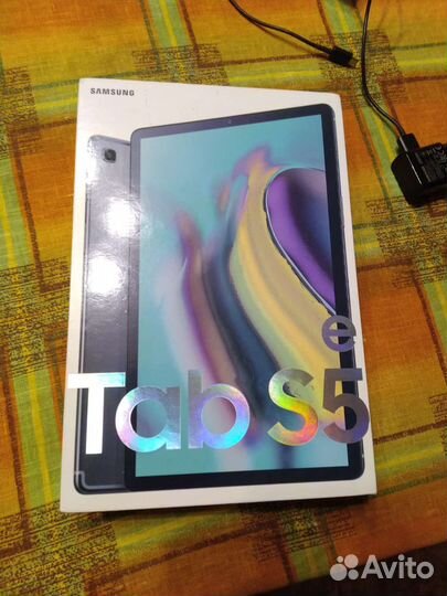 Планшет Samsung tab S5e 4/64 LTE