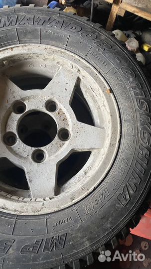 Литые диски с резиной.R14 5*139.7 Нива