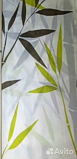 Штора для ванной с кольцами и скатерть