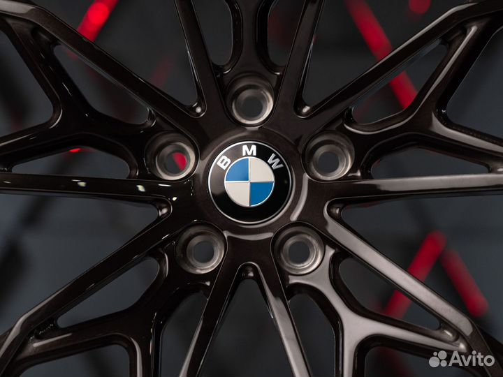 Диски кованые на BMW 8 Series R21 5x112