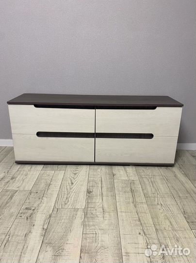 Тумба под телевизор