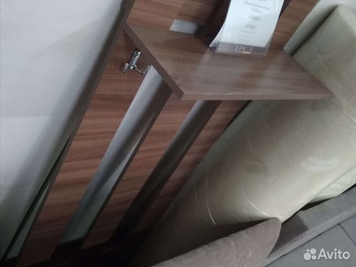 Вешалка в прихожую