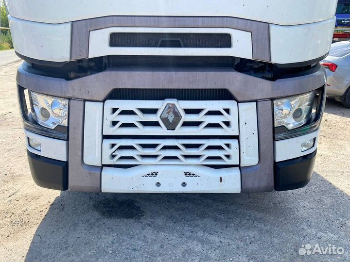 Ноускат с технологией умных фар Renault T