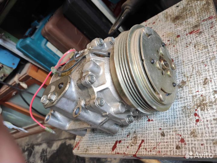 Компрессор Кондиционера TRF090