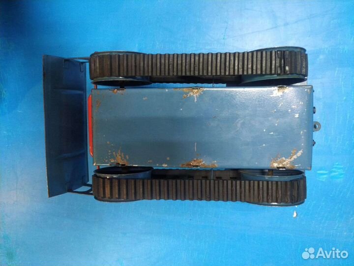 Детская игрушка Трактор