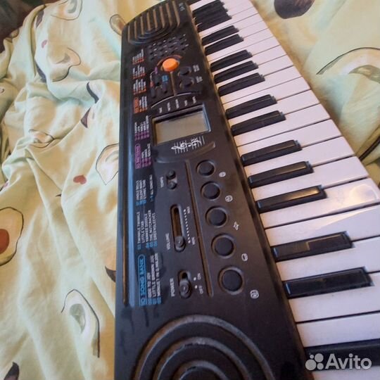 Синтезатор casio sa-76 + стойка