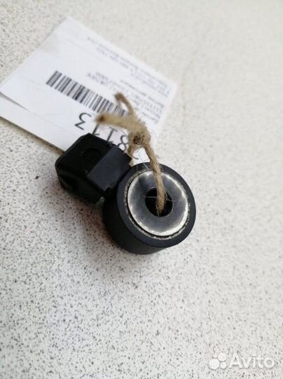 Датчик детонации Nissan Liberty RM12 QR20DE