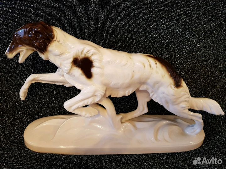 Антикварная статуэтка 