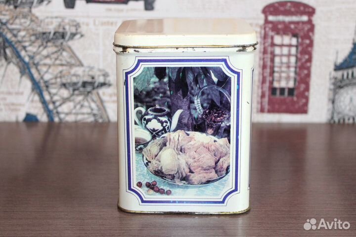 Жестяная банка для сыпучих продуктов СССР