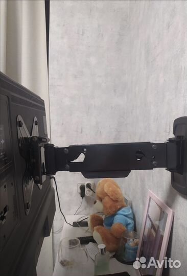 Кронштейн для телевизора