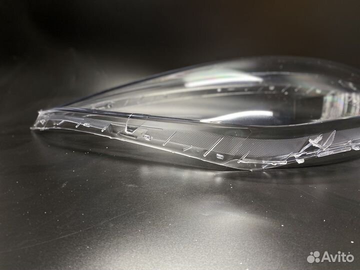 Стекло фары Hyundai Tucson II/IX35 (09-15гг.)