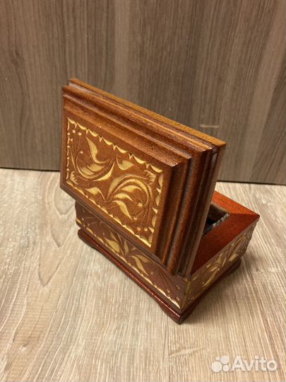 Шкатулка раритет ручной работы 12*8*7 см дерево