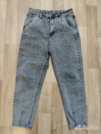 Джинсы