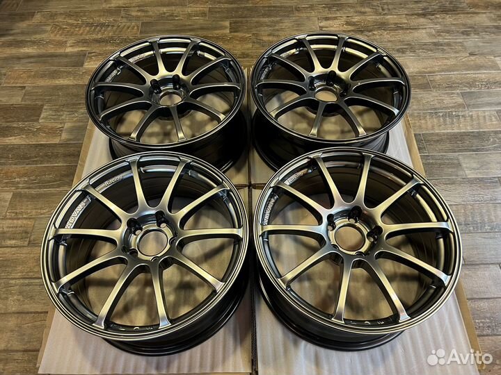 Advan RZ 17*8.0J et45 5*112 Audi Golf Skoda VW