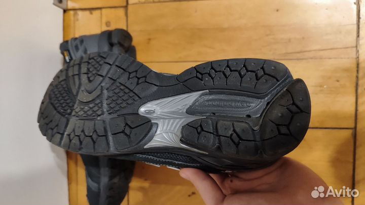 Кроссовки new balance