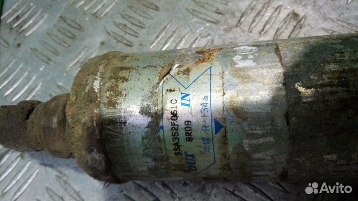 Осушитель кондиционера Mitsubishi Carisma седан