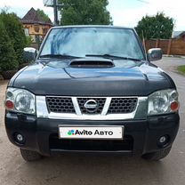 Nissan NP300 2.5 MT, 2011, 340 000 км, с пробегом, цена 1 200 000 руб.