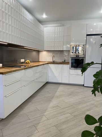 2-к. квартира, 69 м², 10/19 эт.