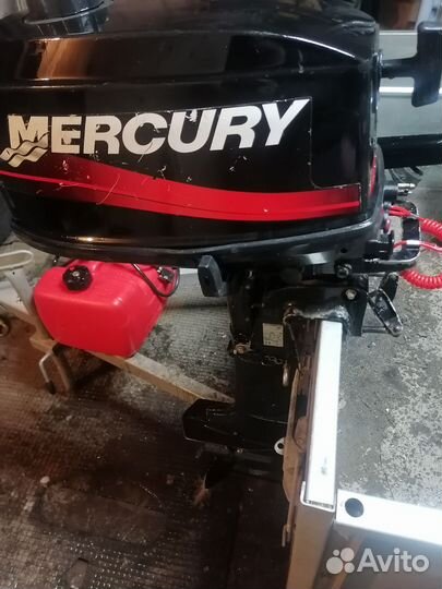 Лодочный мотор