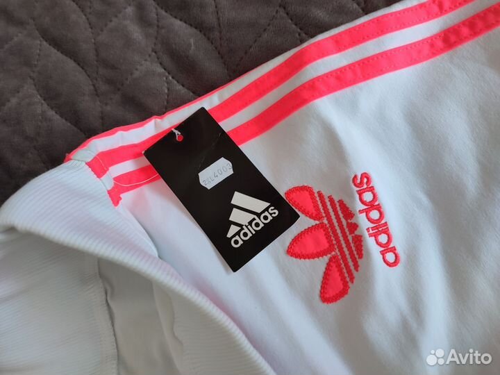 Спортивный костюм женский