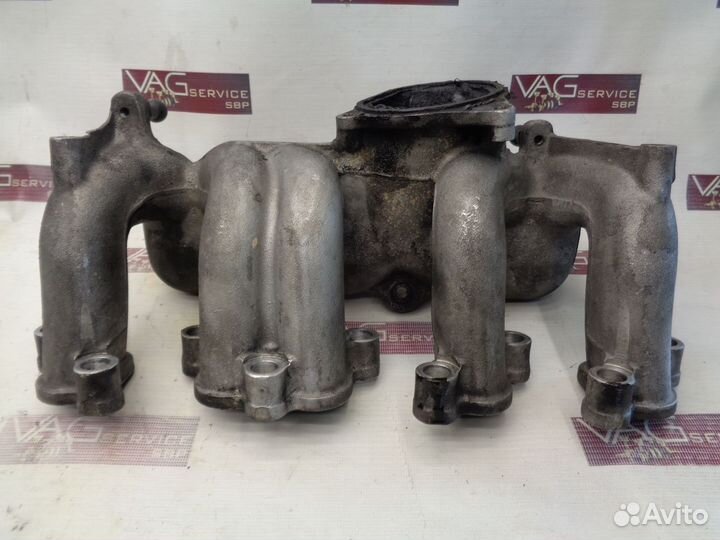 Впускной коллектор VAG VW touareg BAC