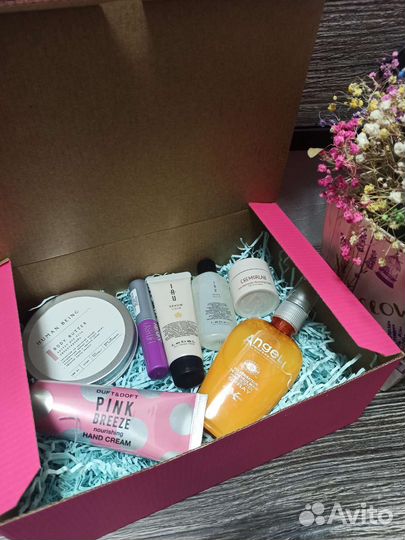 Бьюти бокс с косметикой и сумочкой flacon