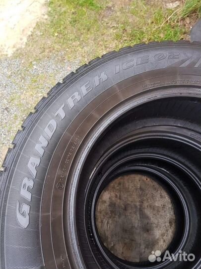 Dunlop Grandtrek Ice 02 265/60 R18