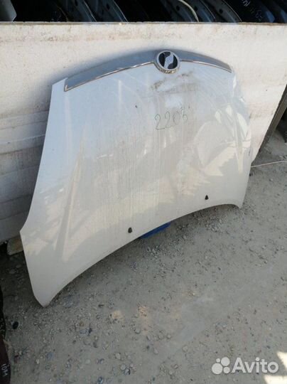 Капот Toyota Wish ZNE10