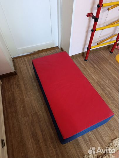 Детская шведская стенка с матом