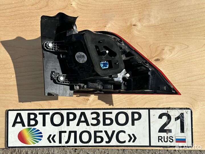 Фонарь задний левый наружный Тигуан Tiguan