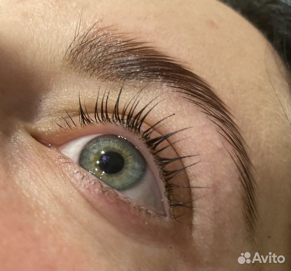 Ламинирование ресниц и бровей на