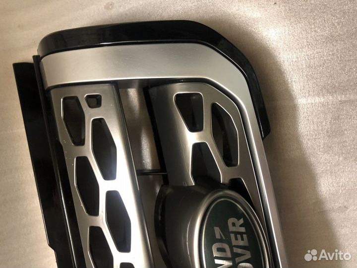 Решетка радиатора range rover evoque