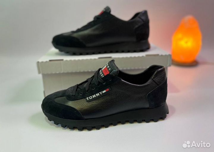Кроссовки Tommy Hilfinger эргономичные