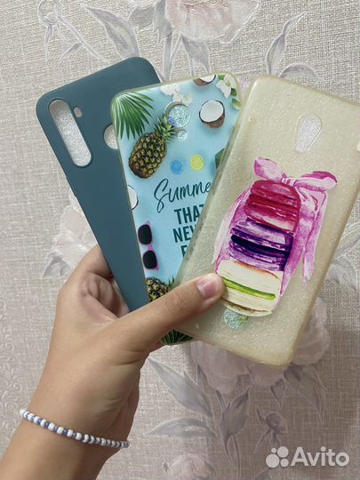 Чехлы на телефоны