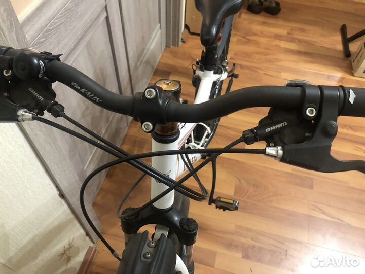 Univega alpina ht100 sky