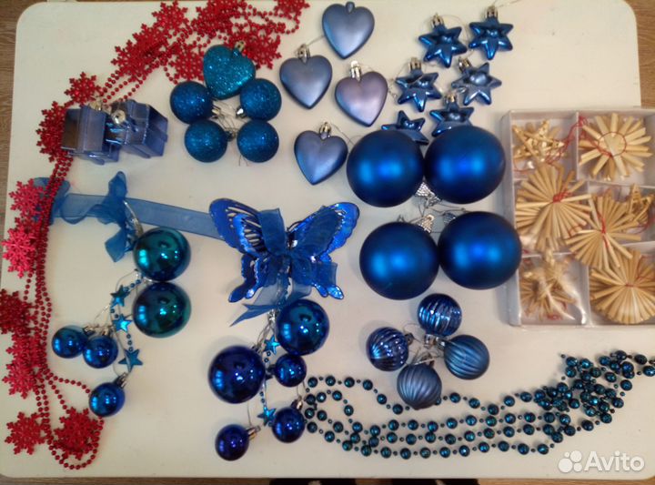 Новогодние игрушки на ёлку