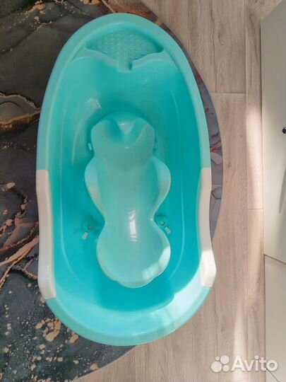 Ванночка для купания с горкой