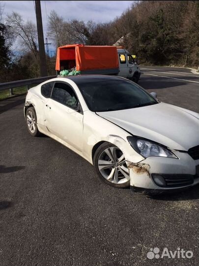 Hyundai Genesis 2.0 AT, 2010, битый, 86 000 км