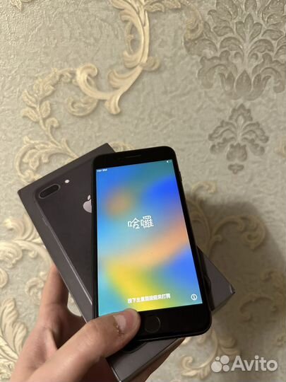 iPhone 8 Plus, 64 ГБ