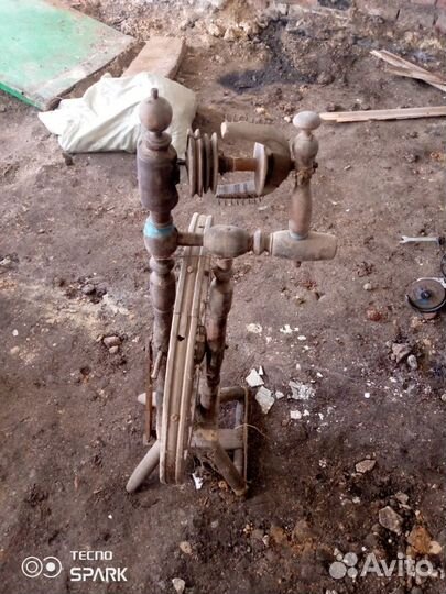 Прялка деревянная старинная