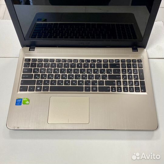 Ноутбук Asus (Core i3/ GeForce 920M+Graphics 5500)