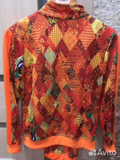 Спортивный костюм женский