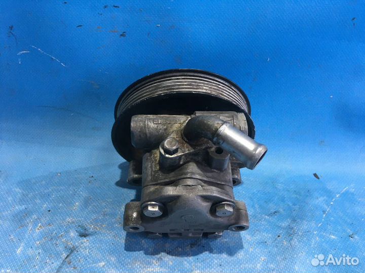 Насос гур Audi Q7 2007 4LB BUG