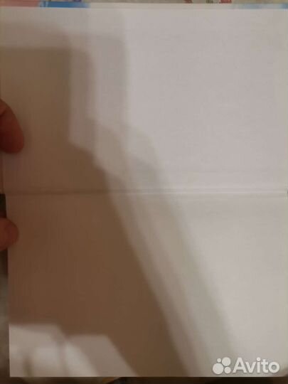 Вилла Аркадия, Джоджо Мойес