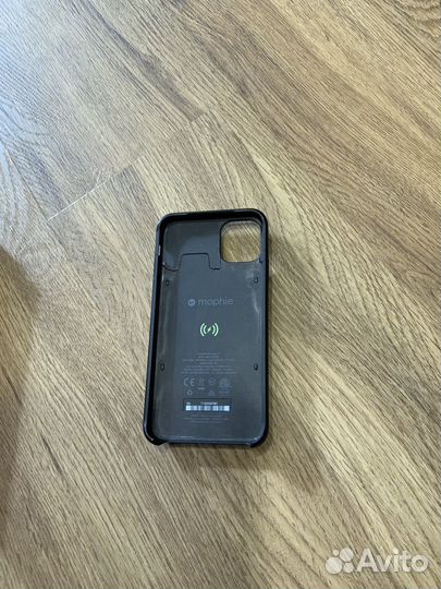 Чехол с аккумулятором для iPhone 11 Pro Max черный