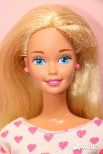 Pretty Hearts Barbie 1995