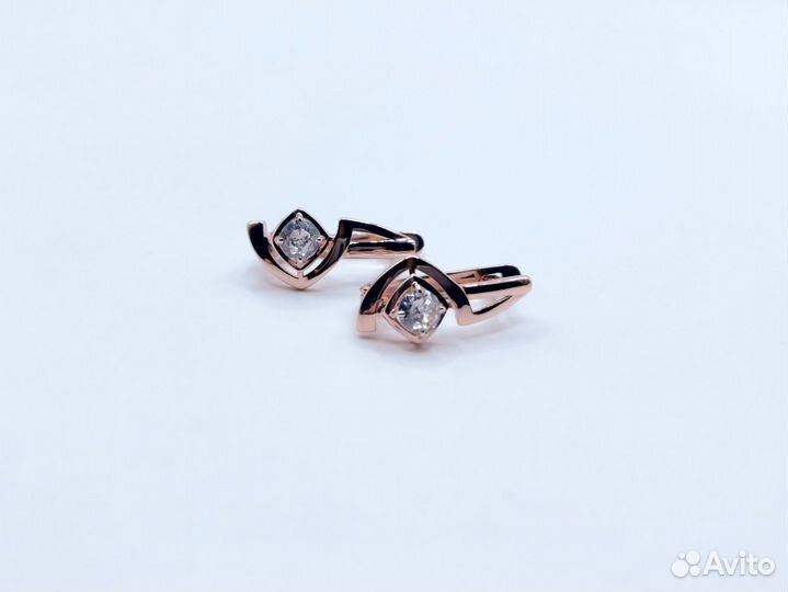 Серьги с фианитами