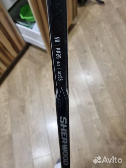 Клюшка хоккейная левый хват взрослая