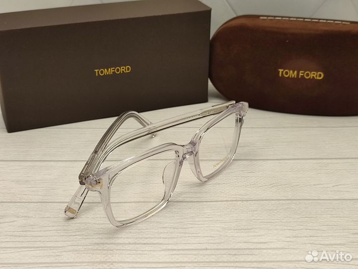 Очки Tom Ford TF 5661-B