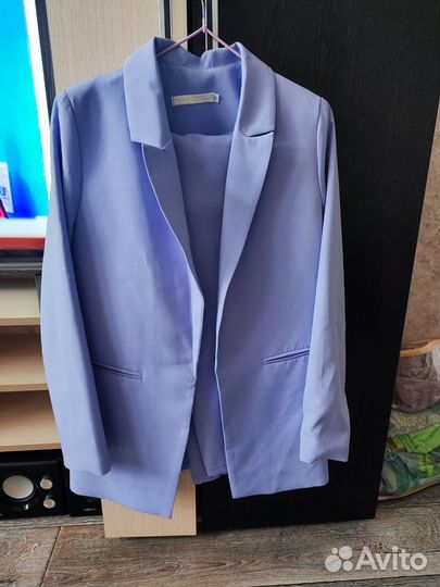 Брючный костюм женский 44 46